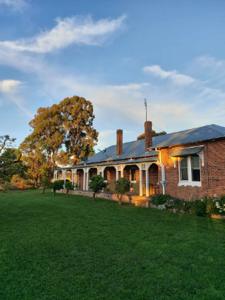 Little Plains Homestead Farm Stay NSW